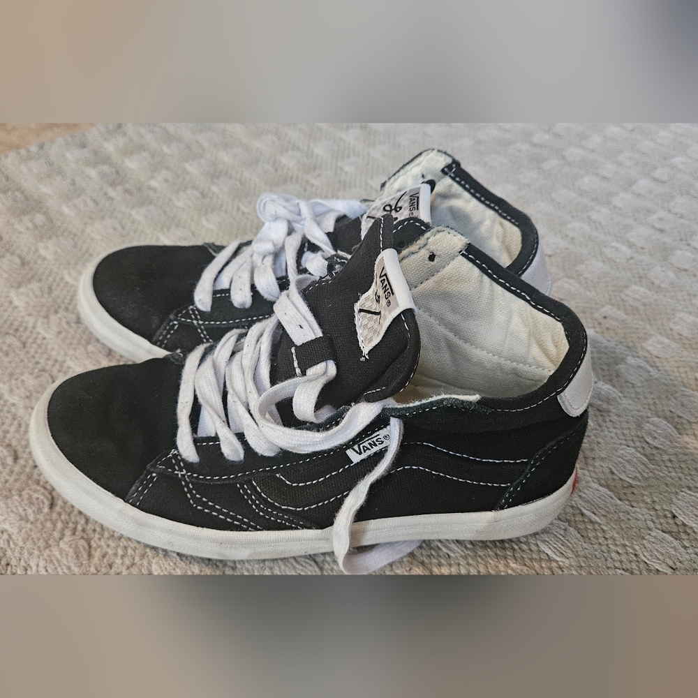 Vans Black White High-Top Sneakers Size 3 Skate Shoes Skate Lizzie